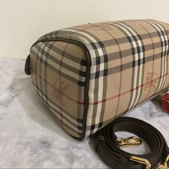 ❌ SOLD ❌ 💯 Authentic Burberry Boston - Picture 9 of 13